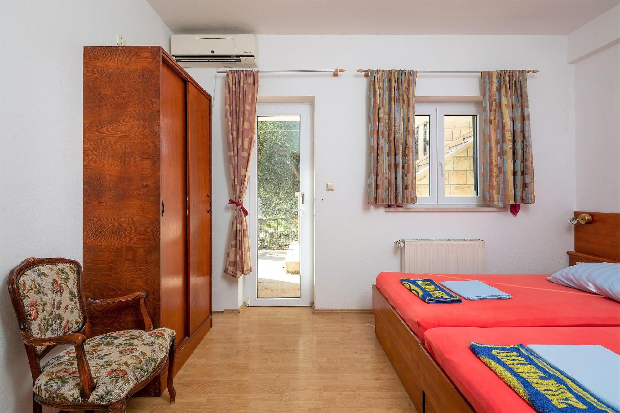 Germania Rooms & Apartments Celina Room photo